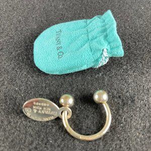 NEW Tiffany  & Co. Sterling Silver Key Ring With Return Charm & Box + Pouch